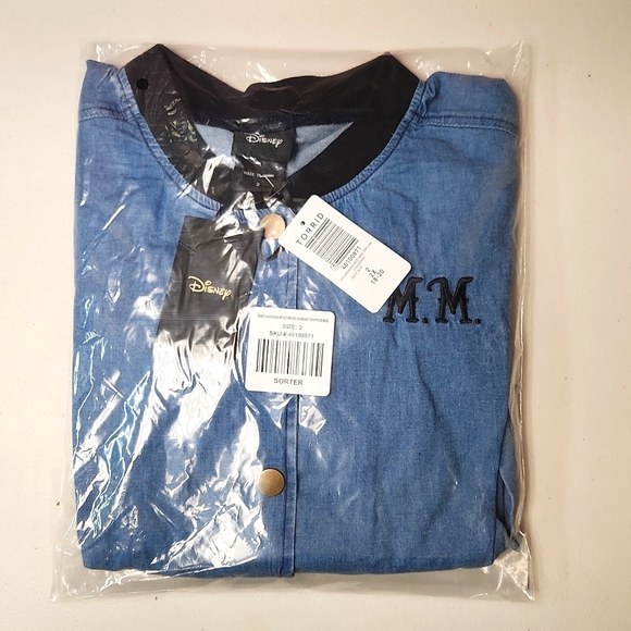 ❤️NWT VINTAGE TORRID DISNEY CROP BOMBER JACKET - MICKEY MOUSE DENIM AMERICANA - Picture 4 of 11